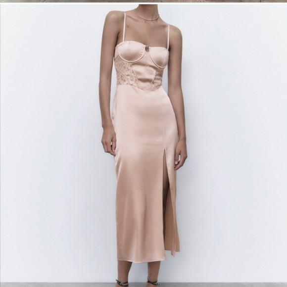 Zara Dresses & Skirts - NWT ZARA corset dress with lace inset- S